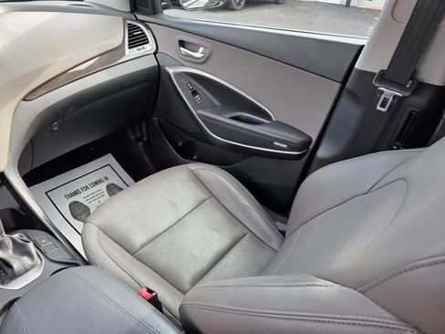 Used 2017 Hyundai Santa Fe Sport image 27