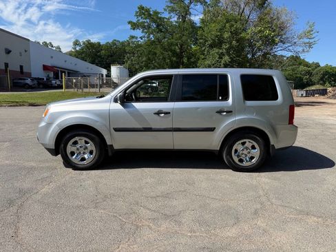 Used 2013 Honda Pilot LX image 2