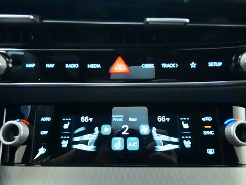 New 2026 Genesis GV70 2.5T Sport Prestige AWD/4WD image 38