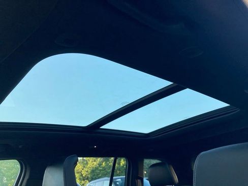 New 2024 Jeep Grand Cherokee Overland w/ Advanced Protech Group III image 22