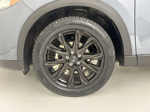 Used 2021 MAZDA CX-5 Carbon Edition image 33