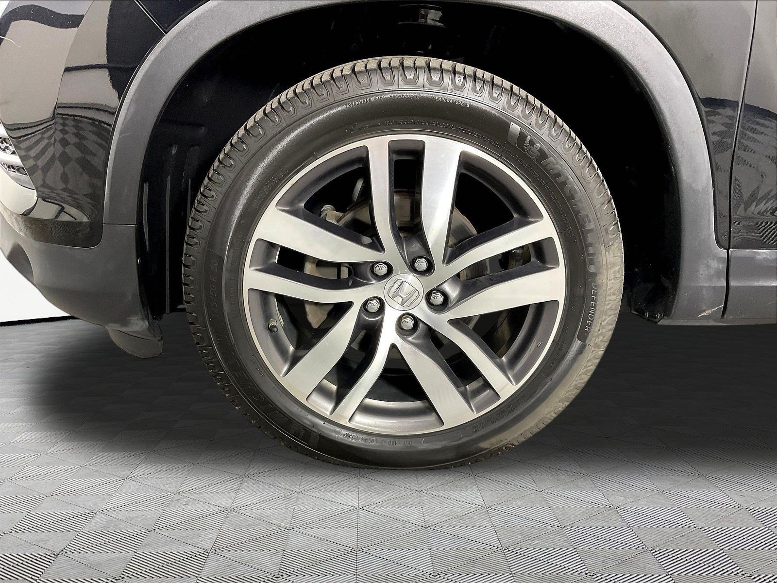 Used 2016 Honda Pilot Elite image 35