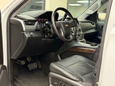 Used 2017 Chevrolet Tahoe LT image 10