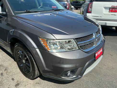 Used 2013 Dodge Journey SXT w/ Flexible Seating Group FWD image 24