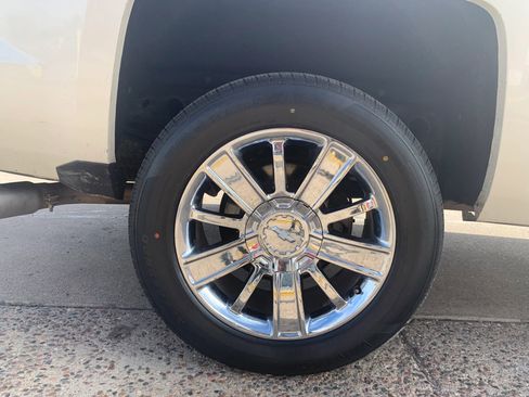 Used 2015 Chevrolet Silverado 1500 High Country w/ High Country Premium Package image 54