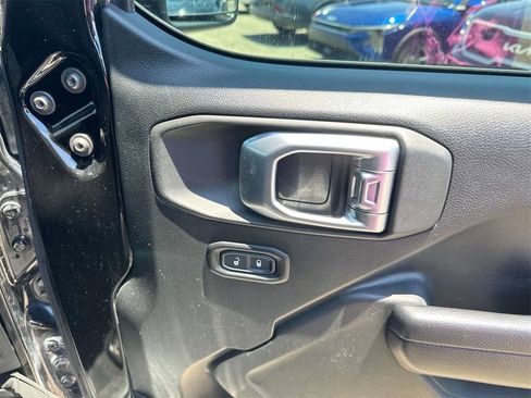 Used 2020 Jeep Wrangler Unlimited Rubicon image 31