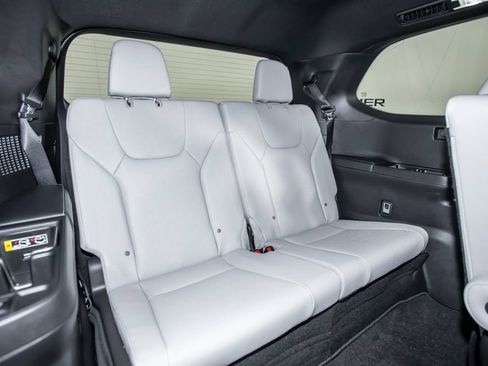 Used 2026 Lexus TX 350 AWD w/ Technology Package image 17