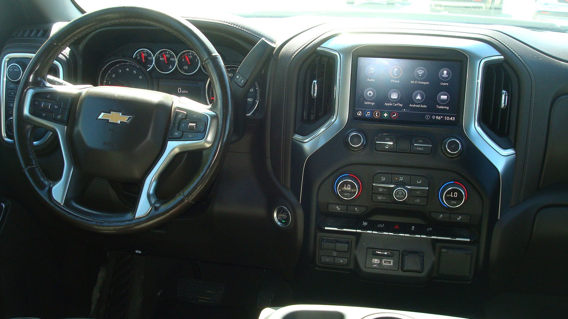 Used 2020 Chevrolet Silverado 3500 LTZ AWD/4WD image 10