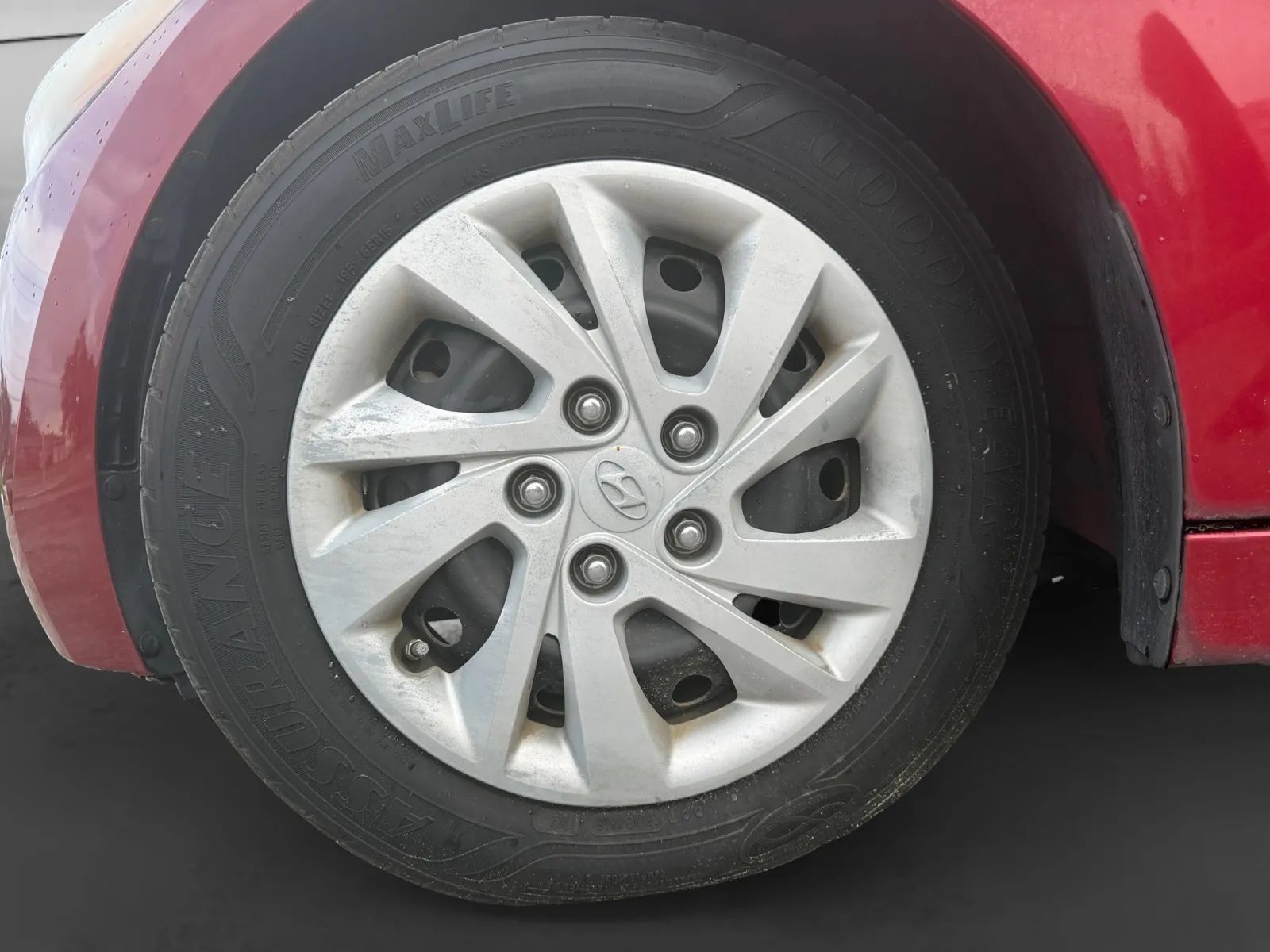 Used 2017 Hyundai Elantra SE FWD image 9