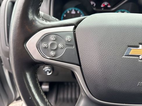 Used 2022 Chevrolet Colorado LT w/ Fleet Safety Package image 13