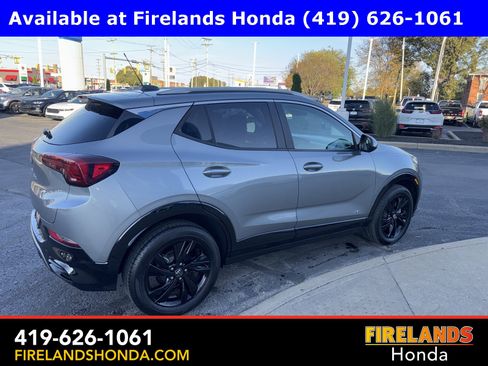 Used 2025 Buick Encore GX Sport Touring image 5