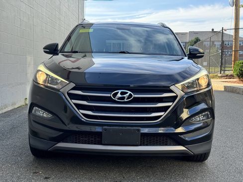 Used 2016 Hyundai Tucson Sport image 4