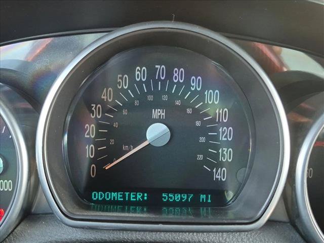 Used 2005 Chevrolet SSR w/ Preferred Equipment Group RWD image 11