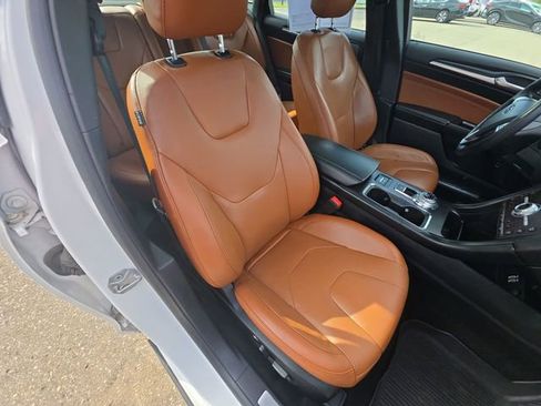 Used 2019 Ford Fusion Titanium FWD image 27