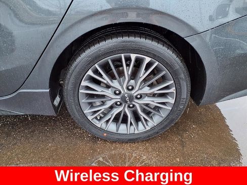 Used 2023 Kia Forte GT-Line w/ GT-Line Premium Package image 32