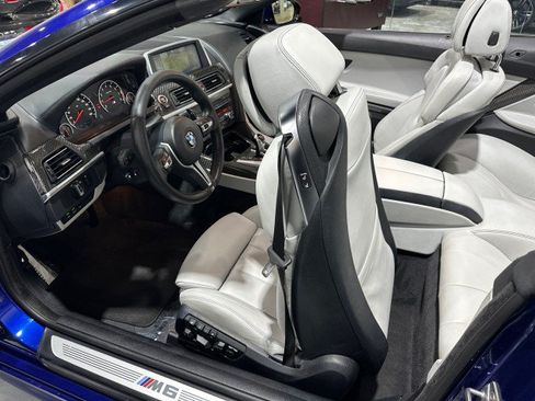 Used 2012 BMW M6 Convertible RWD image 57