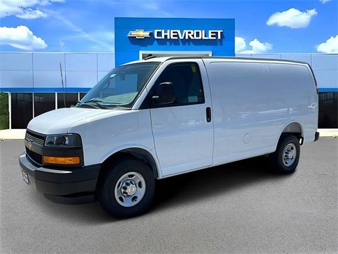 New 2025 Chevrolet Express 2500 w/ Driver Convenience Package image 7