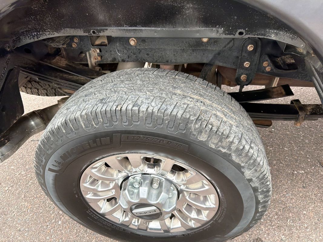 Used 2021 Ford F350 XLT w/ XLT Premium Package AWD/4WD image 19