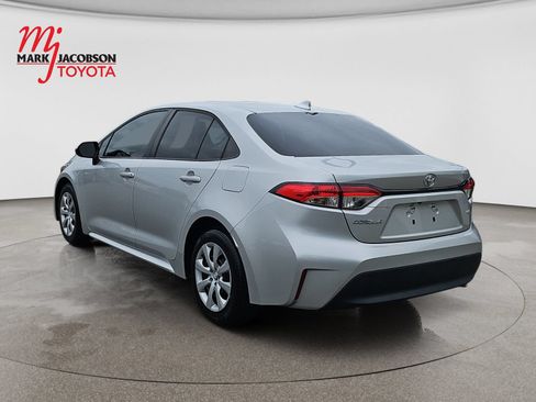 Used 2023 Toyota Corolla LE FWD image 14