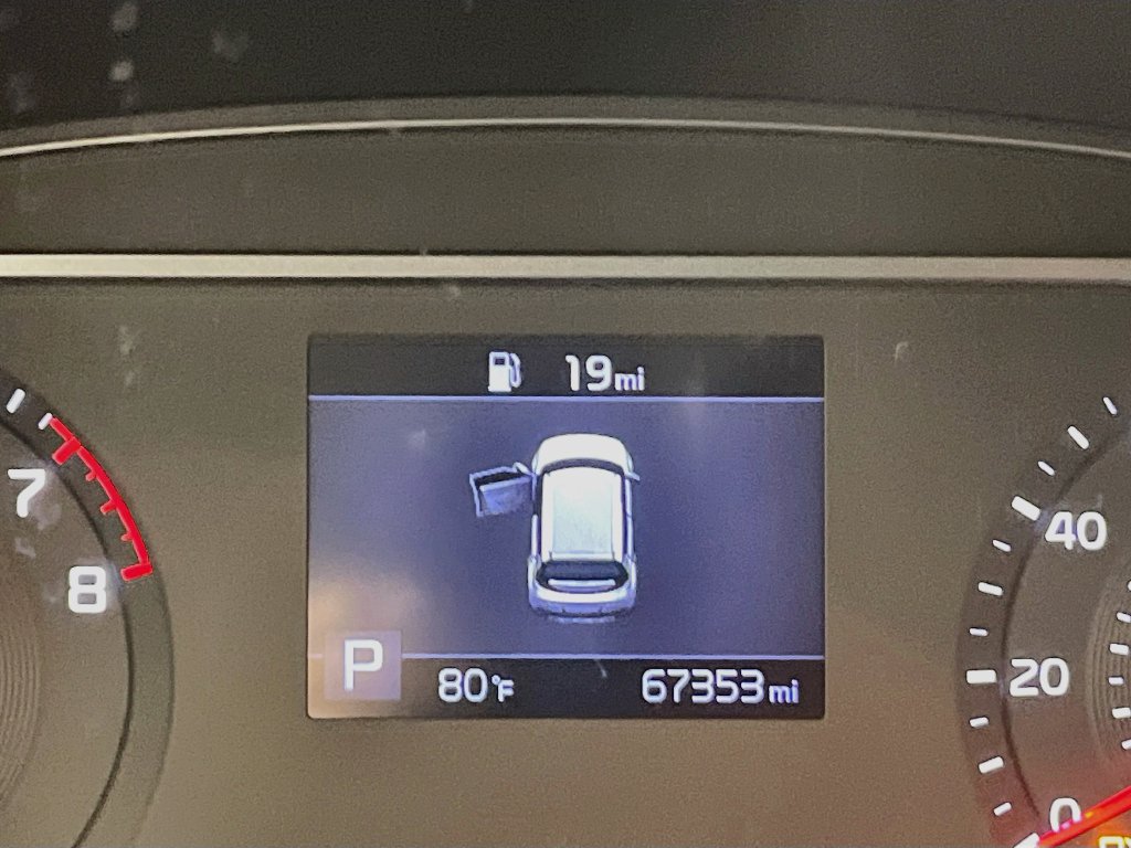 Used 2020 Kia Soul LX FWD image 18