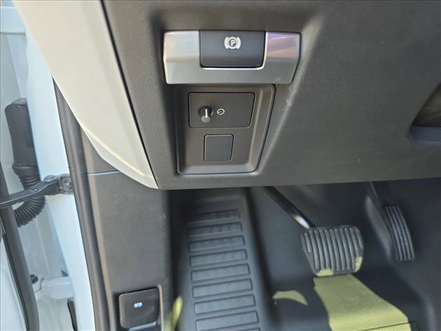 New 2026 Land Rover Defender 110 S AWD/4WD image 25