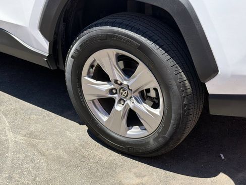 Used 2025 Toyota RAV4 XLE FWD image 4