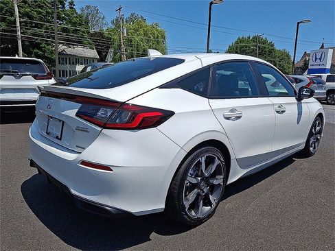 New 2025 Honda Civic Sport Touring image 4