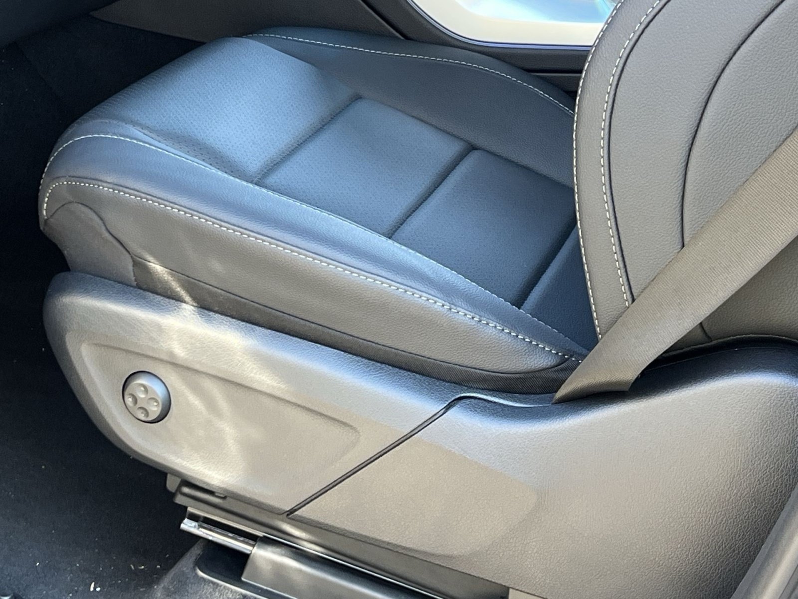 Used 2026 Mercedes-Benz GLE 350 4MATIC image 12