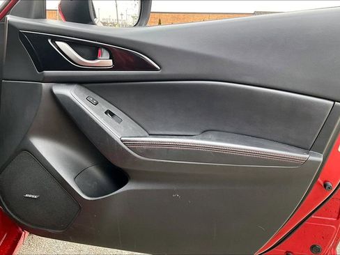 Used 2014 MAZDA MAZDA3 i Grand Touring image 24