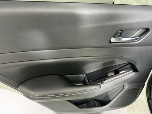 Used 2021 Nissan Altima 2.5 SV FWD image 24