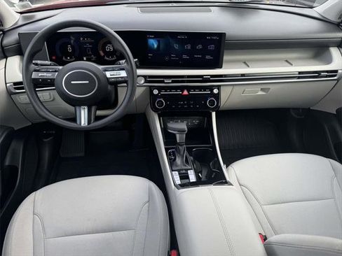 Certified 2025 Hyundai Tucson SEL image 12