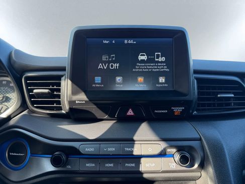 Used 2020 Hyundai Veloster 2.0 image 14
