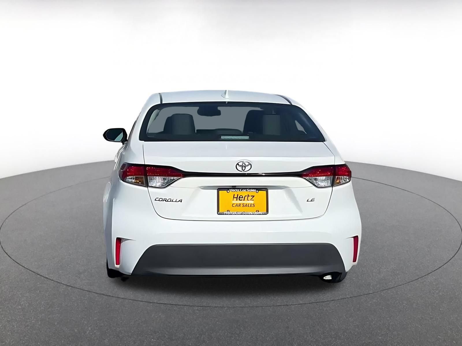 Used 2025 Toyota Corolla LE FWD image 12