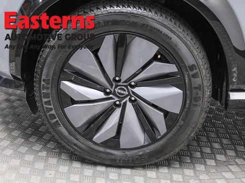 Used 2024 Nissan Ariya AWD image 33