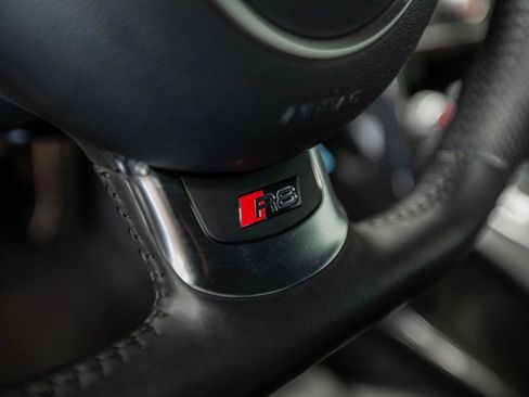 Used 2015 Audi R8 V10 plus w/ Full Leather Package image 23