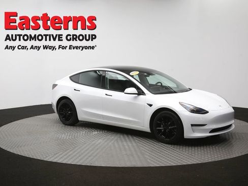 Used 2023 Tesla Model 3 Standard Range RWD image 41
