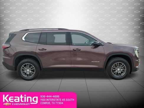 Used 2025 GMC Acadia Elevation image 4