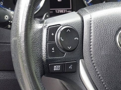 Used 2019 Toyota Corolla SE FWD image 14