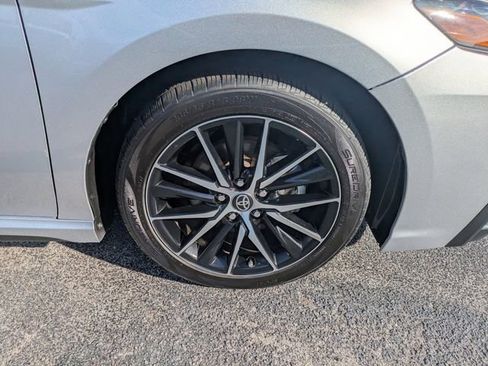 Used 2023 Toyota Camry SE w/ Cold Weather Package image 12