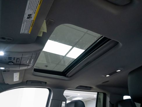 Used 2019 GMC Yukon XL SLT image 15