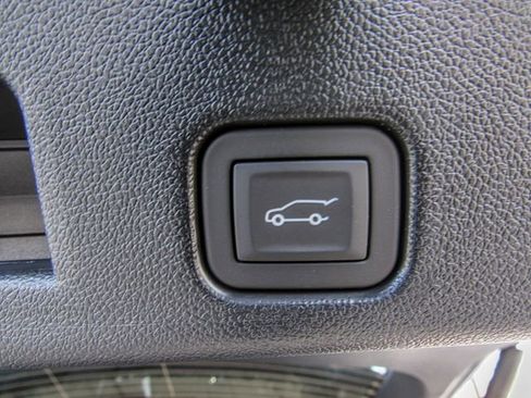 New 2026 GMC Acadia Elevation image 10