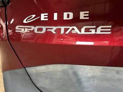 Used 2024 Kia Sportage X-Line w/ X-Line Premium Package AWD/4WD image 18