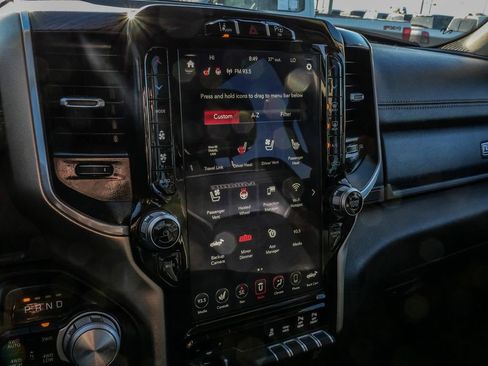 Used 2019 RAM 1500 Laramie image 32