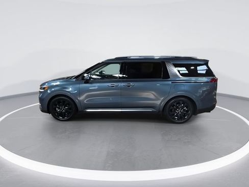 Used 2023 Kia Carnival SX Prestige FWD image 5
