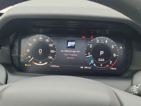 Used 2025 Land Rover Discovery Sport Dynamic SE image 28