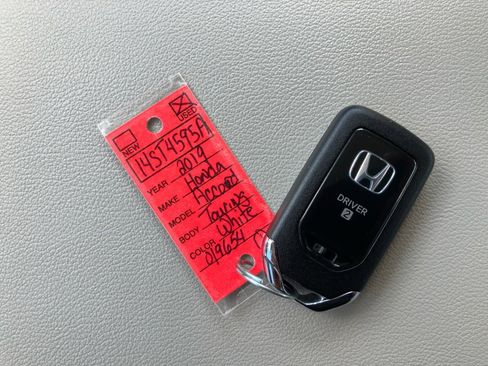 Used 2019 Honda Accord Touring image 38