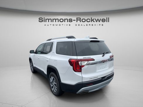 Used 2023 GMC Acadia SLT w/ Preferred Package image 5