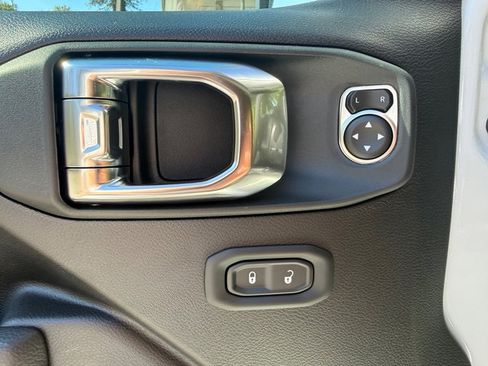 New 2026 Jeep Wrangler Unlimited Sport image 13