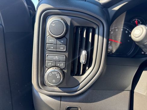 Used 2024 Chevrolet Silverado 1500 Custom Trail Boss image 11