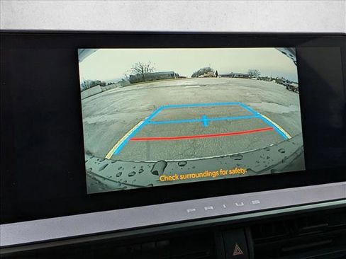 Certified 2023 Toyota Prius XLE image 15